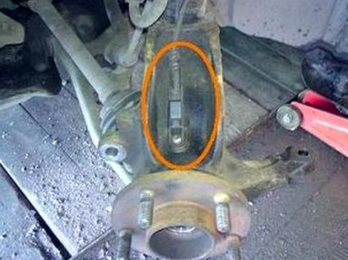 Замена ступичного подшипника Ford